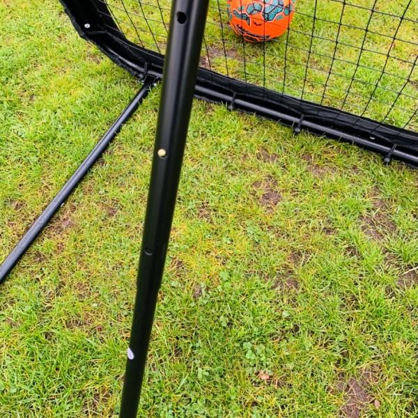 Elite Pro 110 x 110 Fodbold Rebounder by Freeplay med kantbånd