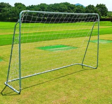 Stålfodboldmål 240 cm bredt og 150 cm højt. Perfekt til haven.