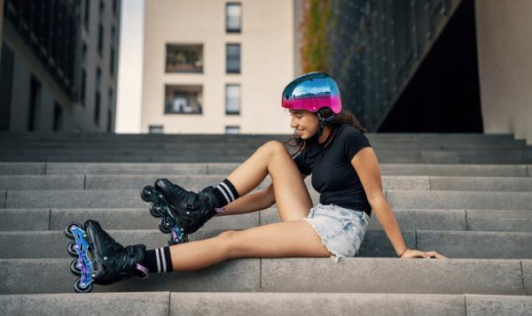 Raven Skaterhjelm Essto NEO