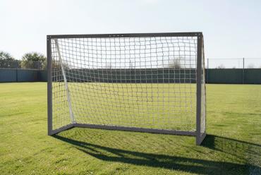 Træ Fodboldmål 300 x 200 cm Sort med Stål bagstolpe