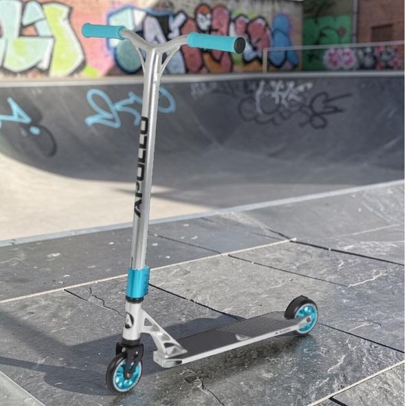 Apollo Genesis Pro X Trick Løbehjul Silver