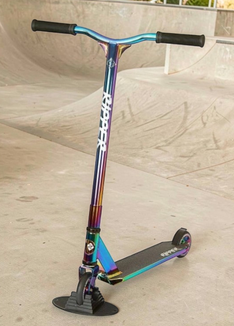 StreetSurfing Ripper Neochrome trick løbehjul med HIC compression