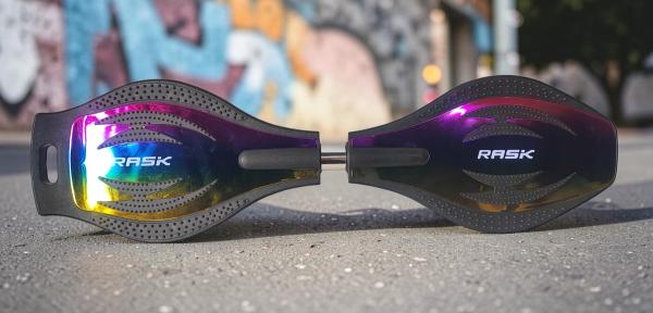 RASK Waveboard Original Neo-Chrome MED LYS I HJULENE