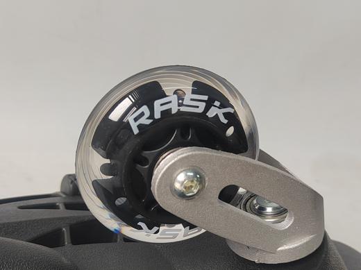 RASK Waveboard Original DARK MED LYS I HJULENE